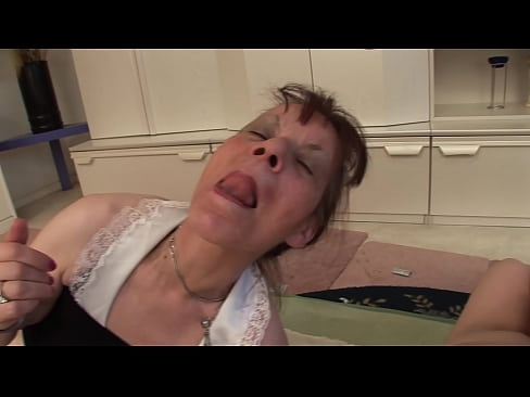 ❤️ Twee oumas en een oupa het 'n drietal ️ Sluts by porn af.porn-evooli.ru ☑