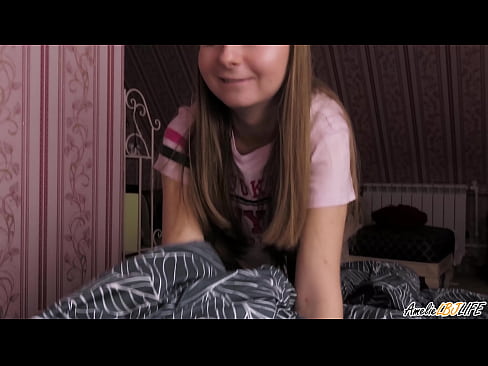 ❤️ Blondie suig haar BFF's diep en kry cum in haar mond ️ Sluts by porn af.porn-evooli.ru ☑